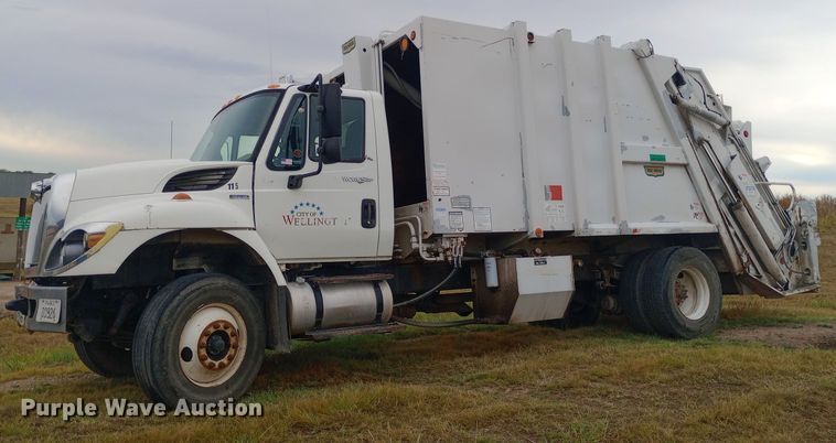 image for item DH1442 2011 International WorkStar 7300 refuse truck