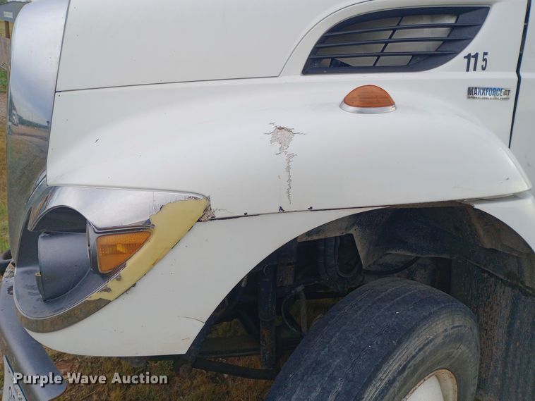 image for item DH1442 2011 International WorkStar 7300 refuse truck