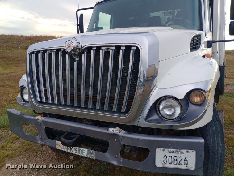 image for item DH1442 2011 International WorkStar 7300 refuse truck