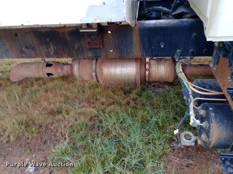 image for item DH1442 2011 International WorkStar 7300 refuse truck