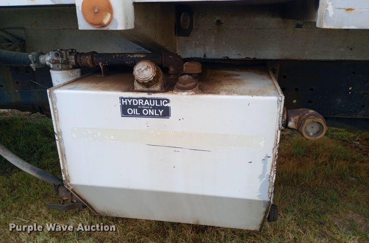 image for item DH1442 2011 International WorkStar 7300 refuse truck