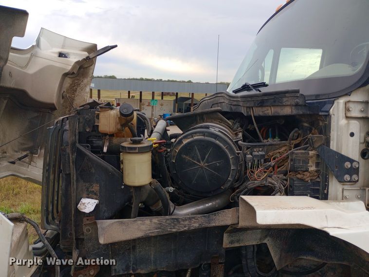 image for item DH1442 2011 International WorkStar 7300 refuse truck