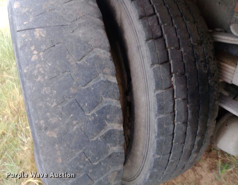 image for item DH1442 2011 International WorkStar 7300 refuse truck