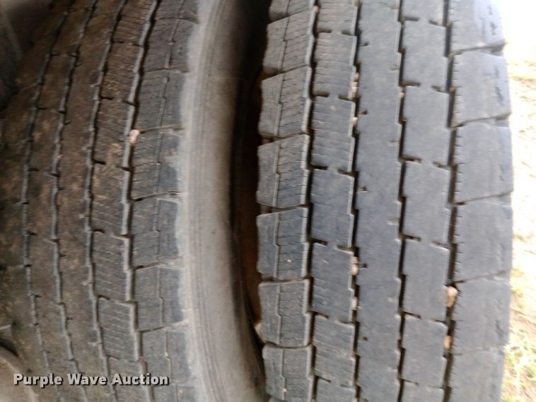 image for item DH1442 2011 International WorkStar 7300 refuse truck