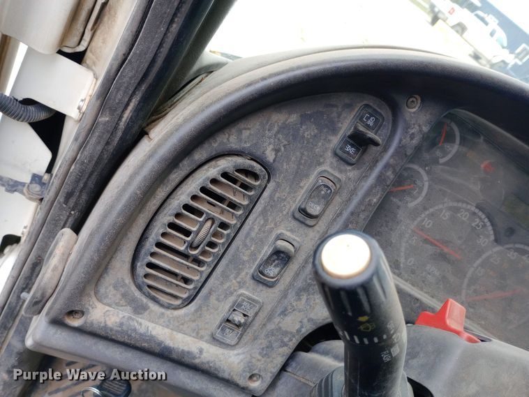 image for item DH1443 2006 Freightliner Business Class M2 refuse truck