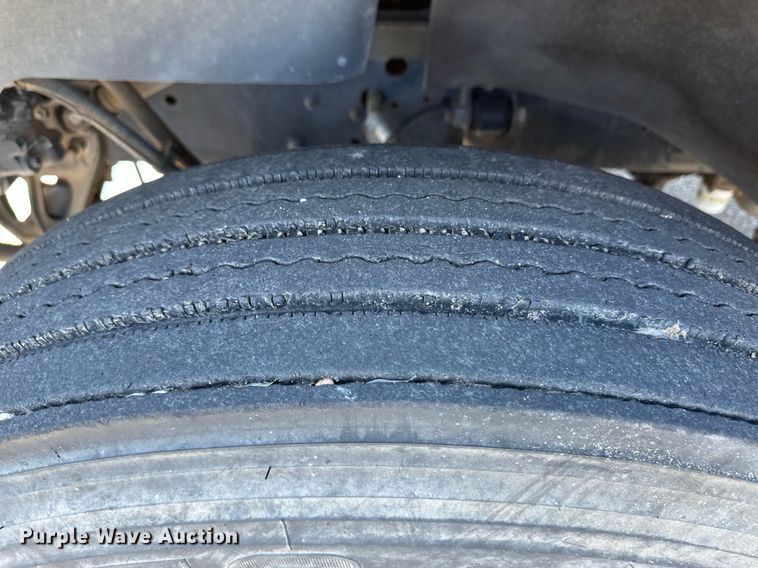 image for item DL0474 2009 Blue Bird Vision school bus