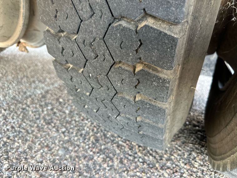 image for item DL0474 2009 Blue Bird Vision school bus