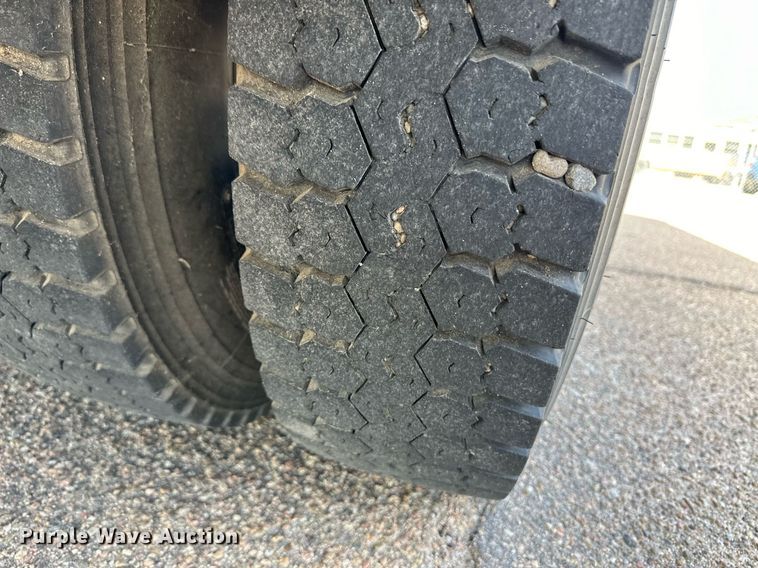 image for item DL0474 2009 Blue Bird Vision school bus