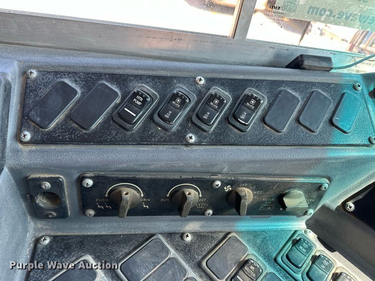 image for item DL0475 2012 Blue Bird Vision school bus