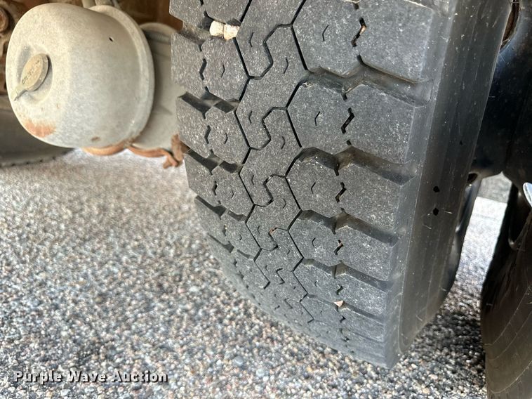 image for item DL0475 2012 Blue Bird Vision school bus