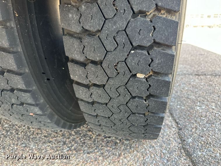 image for item DL0475 2012 Blue Bird Vision school bus