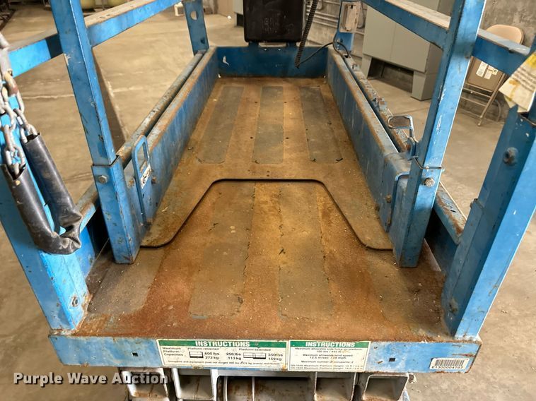 image for item DL0477 Genie GS-1930 scissor lift