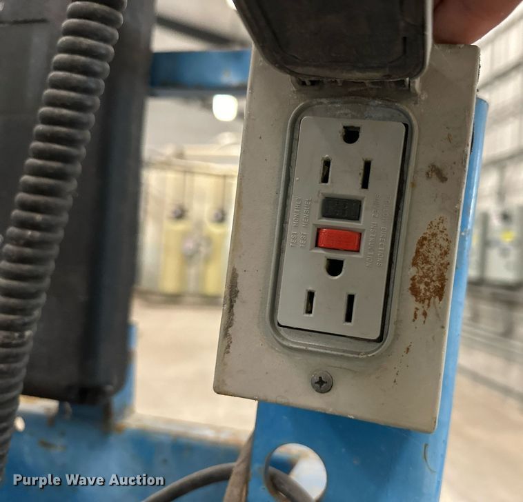 image for item DL0477 Genie GS-1930 scissor lift