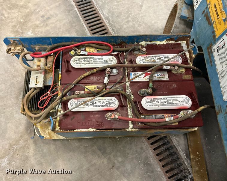 image for item DL0477 Genie GS-1930 scissor lift