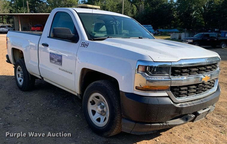 image for item DM1816 2018 Chevrolet  Silverado 1500   pickup truck