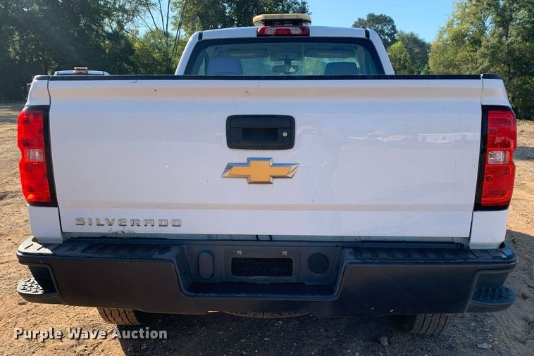 image for item DM1816 2018 Chevrolet  Silverado 1500   pickup truck