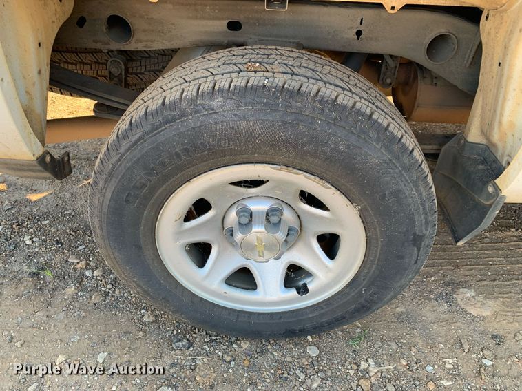 image for item DM1816 2018 Chevrolet  Silverado 1500   pickup truck