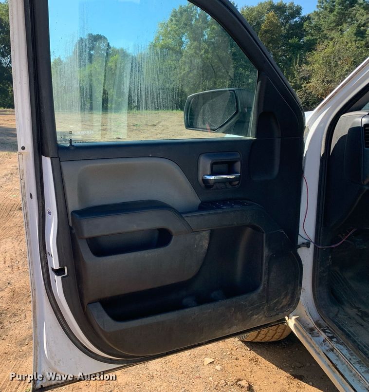 image for item DM1817 2018 Chevrolet  Silverado 1500 Double Cab pickup truck