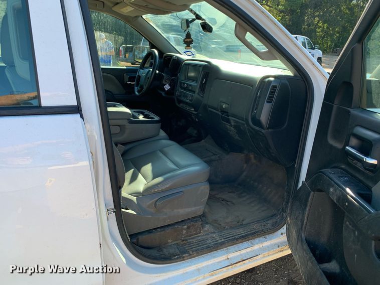 image for item DM1817 2018 Chevrolet  Silverado 1500 Double Cab pickup truck