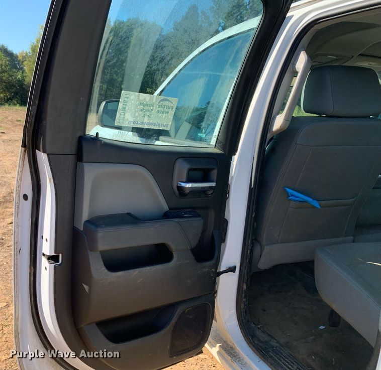 image for item DM1817 2018 Chevrolet  Silverado 1500 Double Cab pickup truck