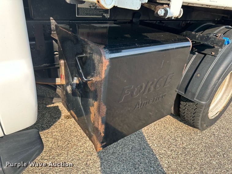 image for item DN0768 2012 Ford  F450 Super Duty XL dump truck