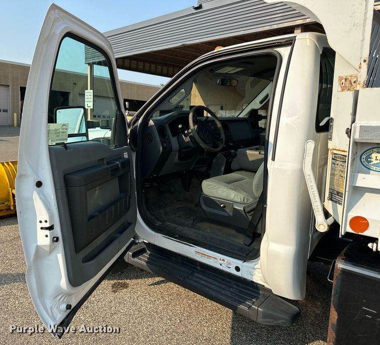 image for item DN0768 2012 Ford  F450 Super Duty XL dump truck