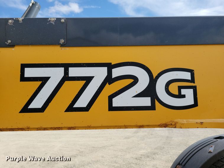 image for item DN3537 2013 John Deere 772G motor grader