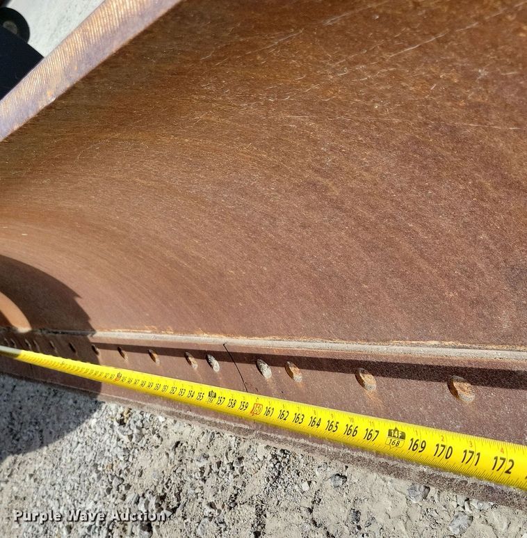 image for item DN3537 2013 John Deere 772G motor grader