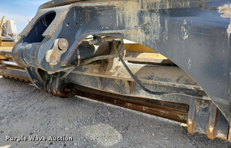 image for item DN3537 2013 John Deere 772G motor grader