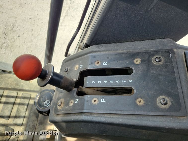 image for item DN3537 2013 John Deere 772G motor grader