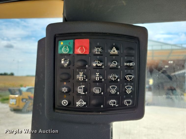 image for item DN3537 2013 John Deere 772G motor grader