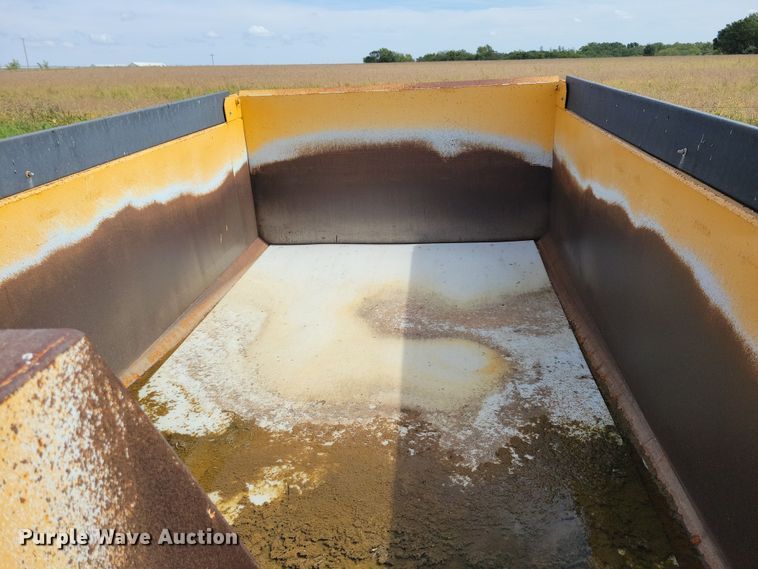 image for item DN3538 2012 Hilbilt 14-14 Pup end dump pup trailer