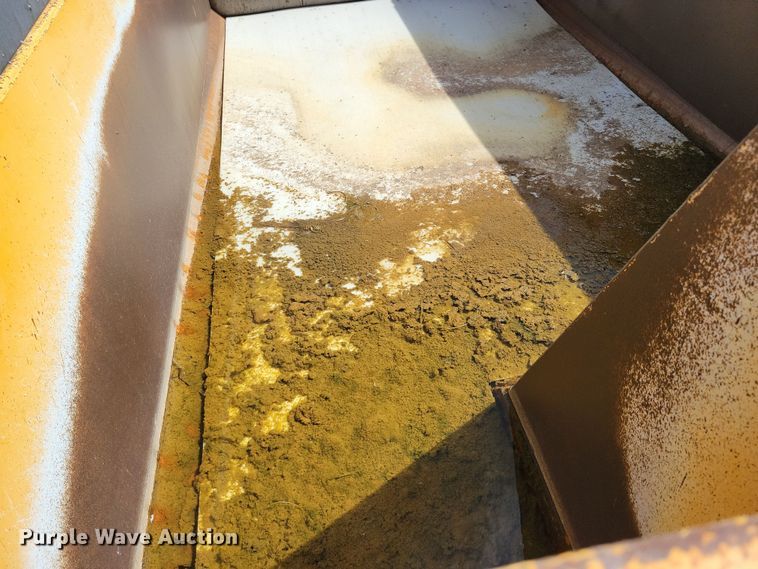 image for item DN3538 2012 Hilbilt 14-14 Pup end dump pup trailer