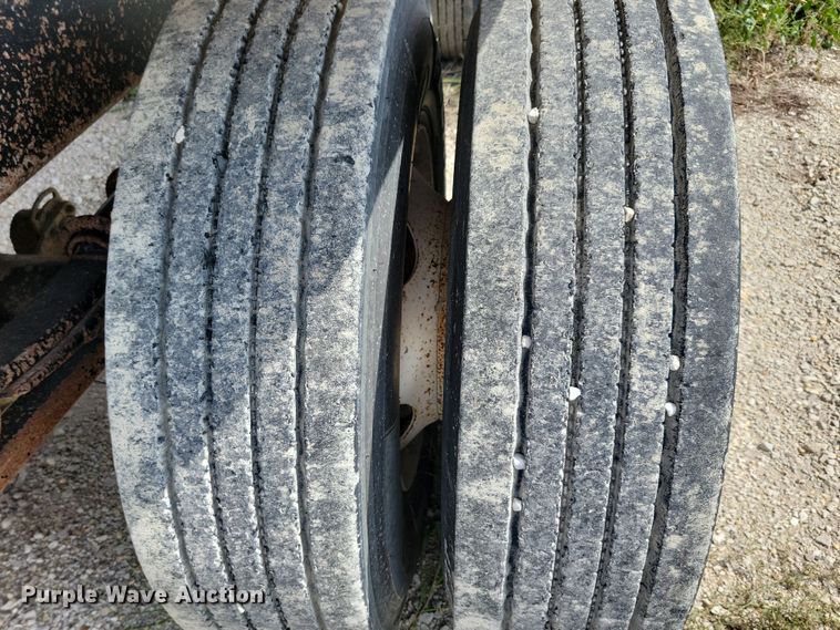 image for item DN3538 2012 Hilbilt 14-14 Pup end dump pup trailer