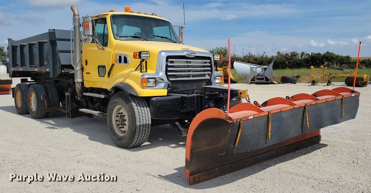 image for item DN3539 2008 Sterling LT9500 dump truck