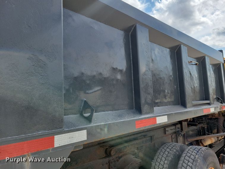 image for item DN3539 2008 Sterling LT9500 dump truck
