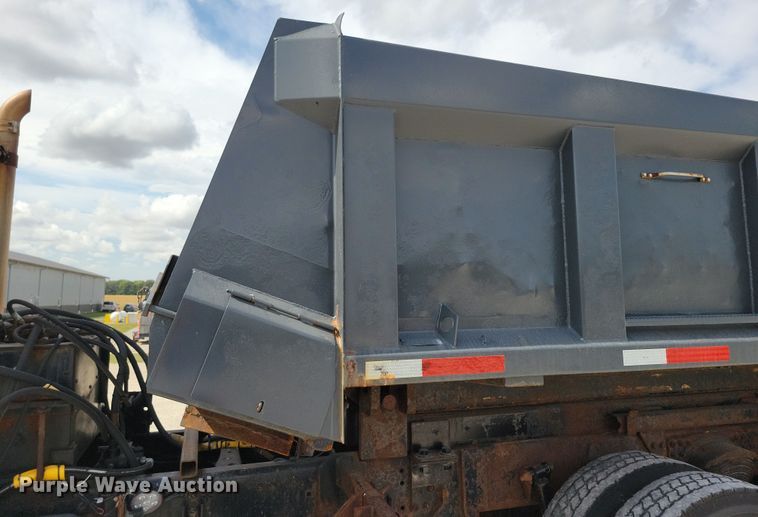 image for item DN3539 2008 Sterling LT9500 dump truck