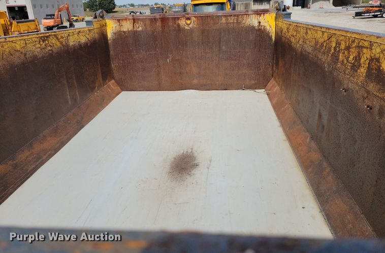 image for item DN3539 2008 Sterling LT9500 dump truck