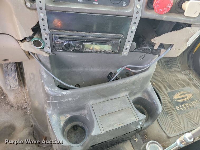 image for item DN3539 2008 Sterling LT9500 dump truck