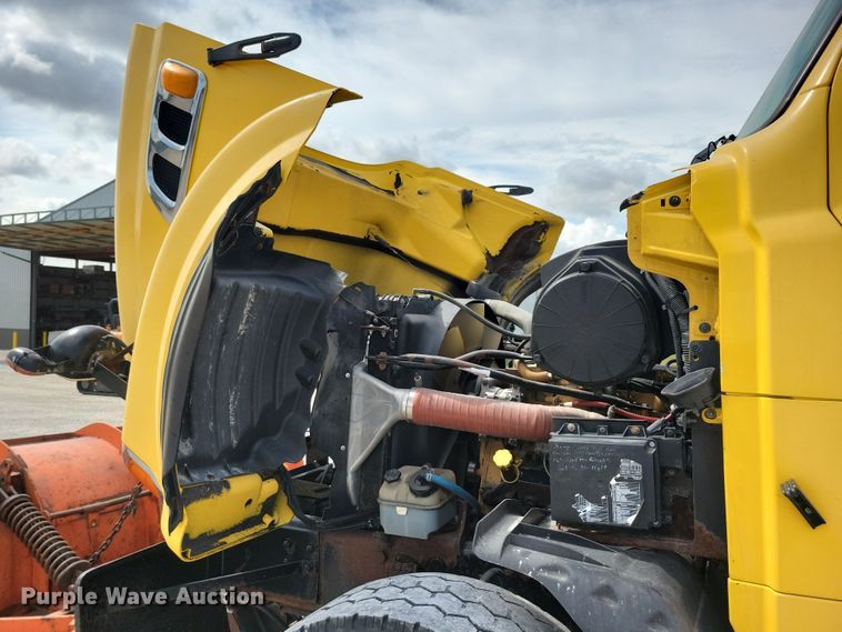 image for item DN3539 2008 Sterling LT9500 dump truck