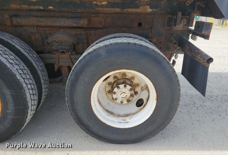 image for item DN3539 2008 Sterling LT9500 dump truck