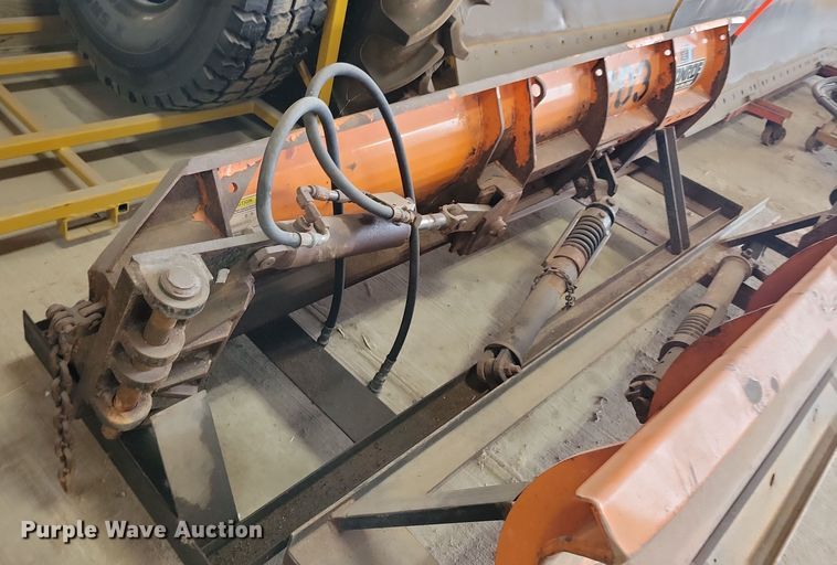 image for item DN3539 2008 Sterling LT9500 dump truck