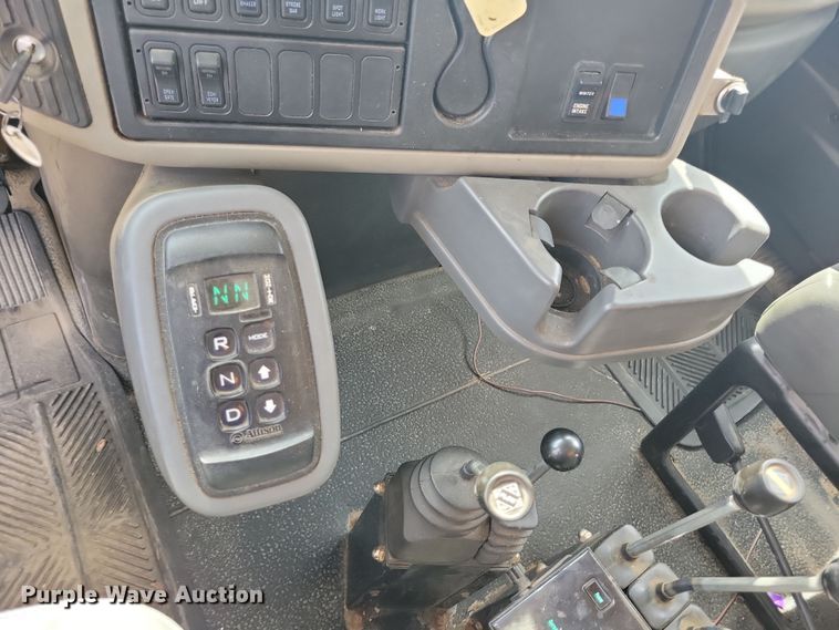 image for item DN3540 2013 International Work Star 7500 dump truck