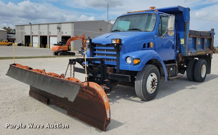 image for item DN3541 2001 Sterling L7500 dump truck