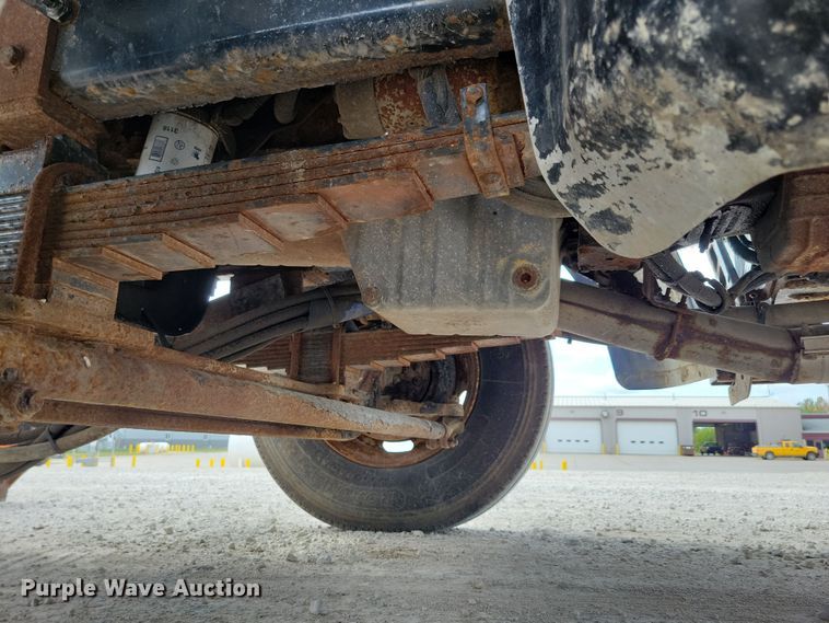 image for item DN3541 2001 Sterling L7500 dump truck