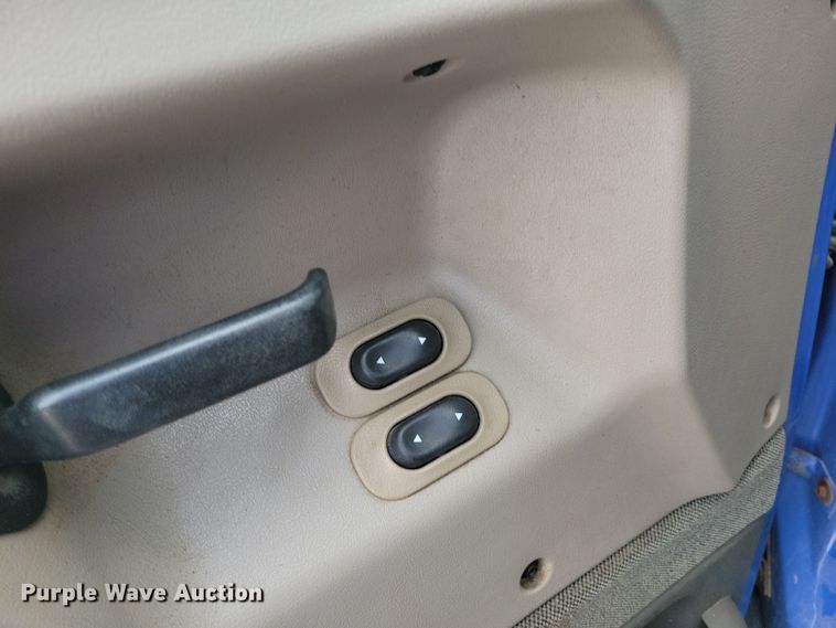 image for item DN3541 2001 Sterling L7500 dump truck