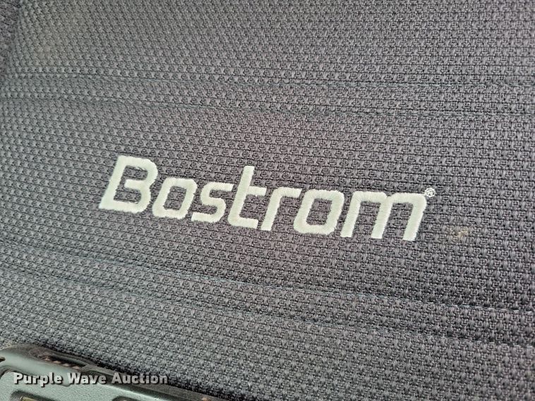 image for item DN3541 2001 Sterling L7500 dump truck