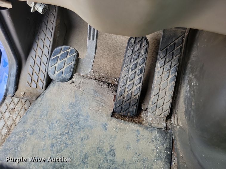 image for item DN3541 2001 Sterling L7500 dump truck