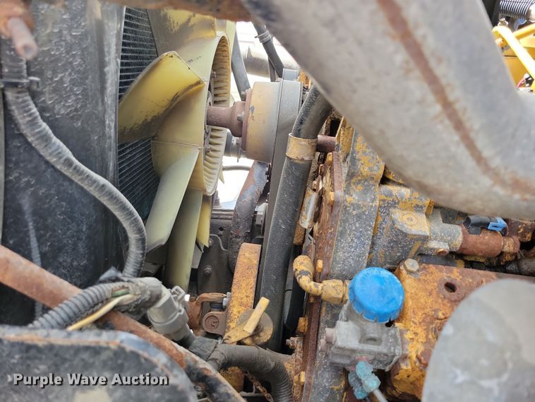 image for item DN3541 2001 Sterling L7500 dump truck