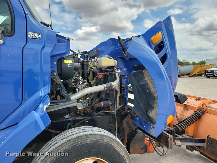 image for item DN3541 2001 Sterling L7500 dump truck